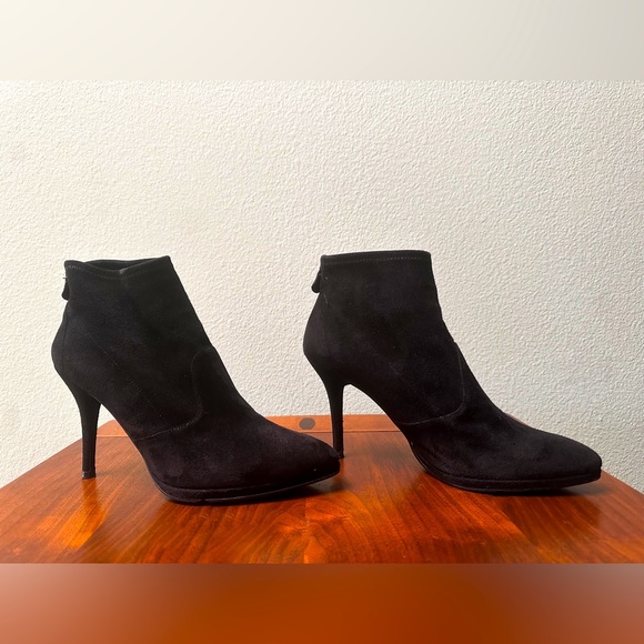 Stuart Weitzman Black Suede Stretch Boots Sock Booties Designer Heel Short Pull - Picture 1 of 15